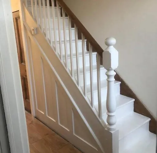 Victorian Town House In The Heart Of Dover